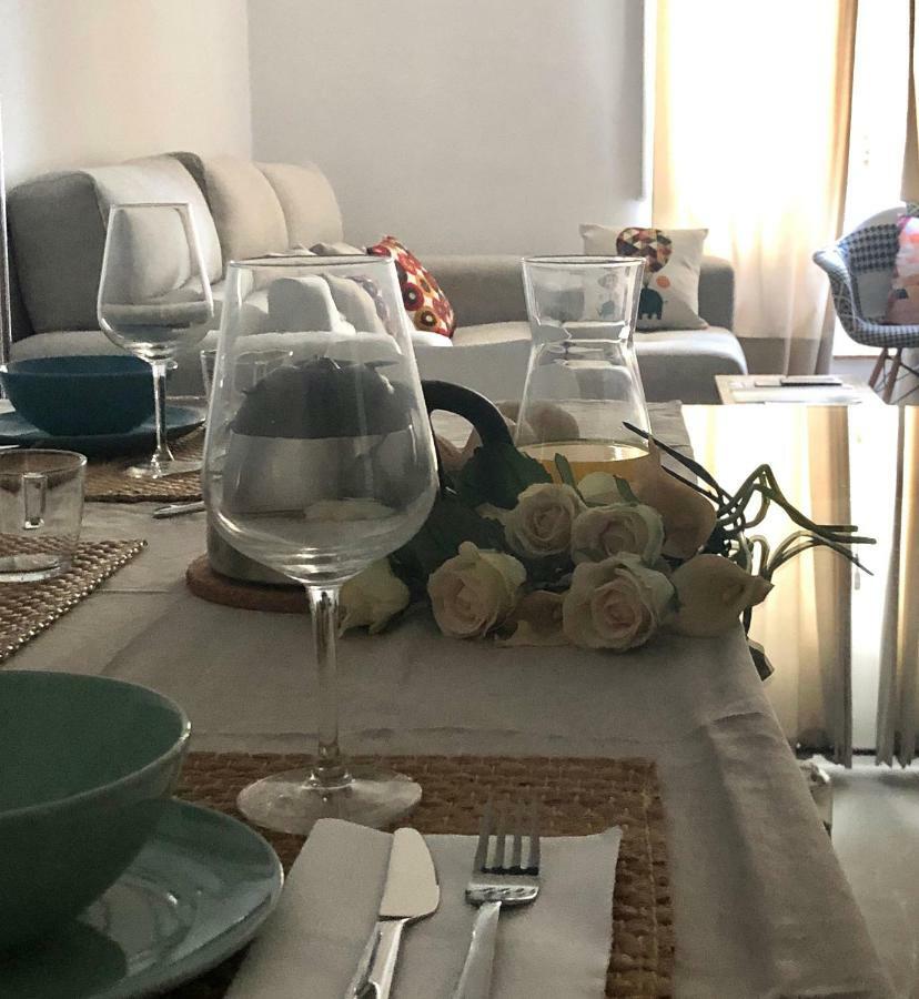 Gatu Premium Villa Aramburu, " Preferente Mayores De 25 Anos Y Familias " إل بويرتو دي سانتا ماريا المظهر الخارجي الصورة