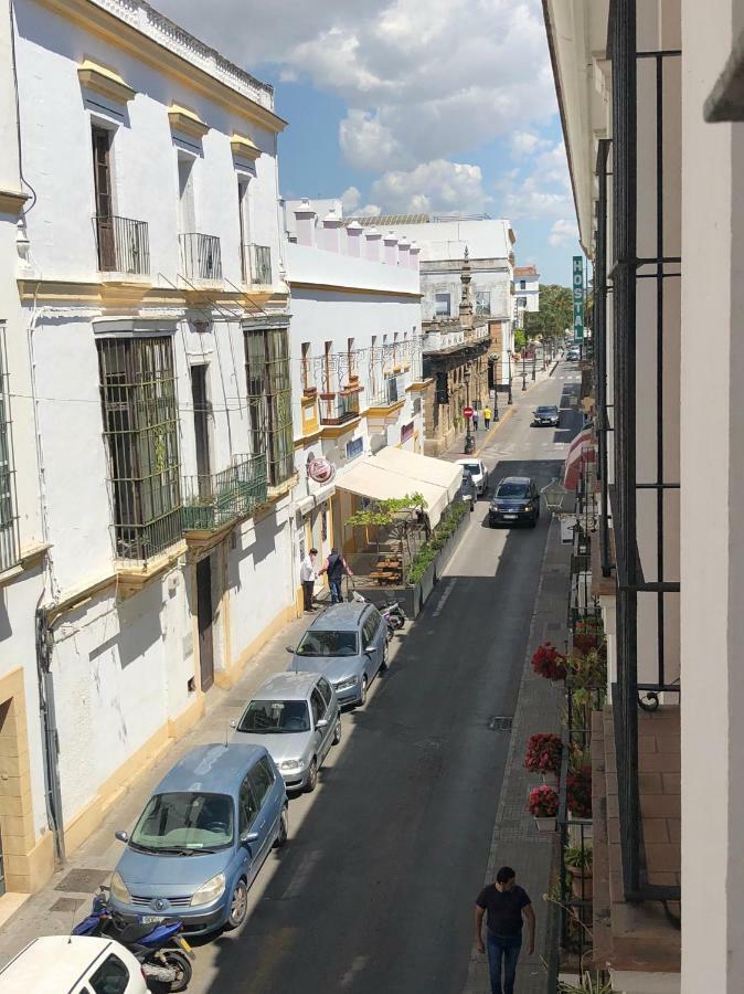 Gatu Premium Villa Aramburu, " Preferente Mayores De 25 Anos Y Familias " إل بويرتو دي سانتا ماريا المظهر الخارجي الصورة